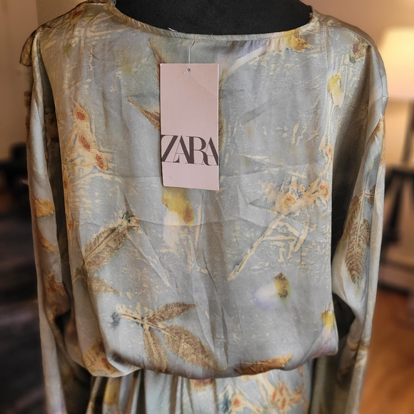 Zara Printed Elegant Floral Wrap With Bell Sleeves Dress Size XXL - Picture 9 of 16